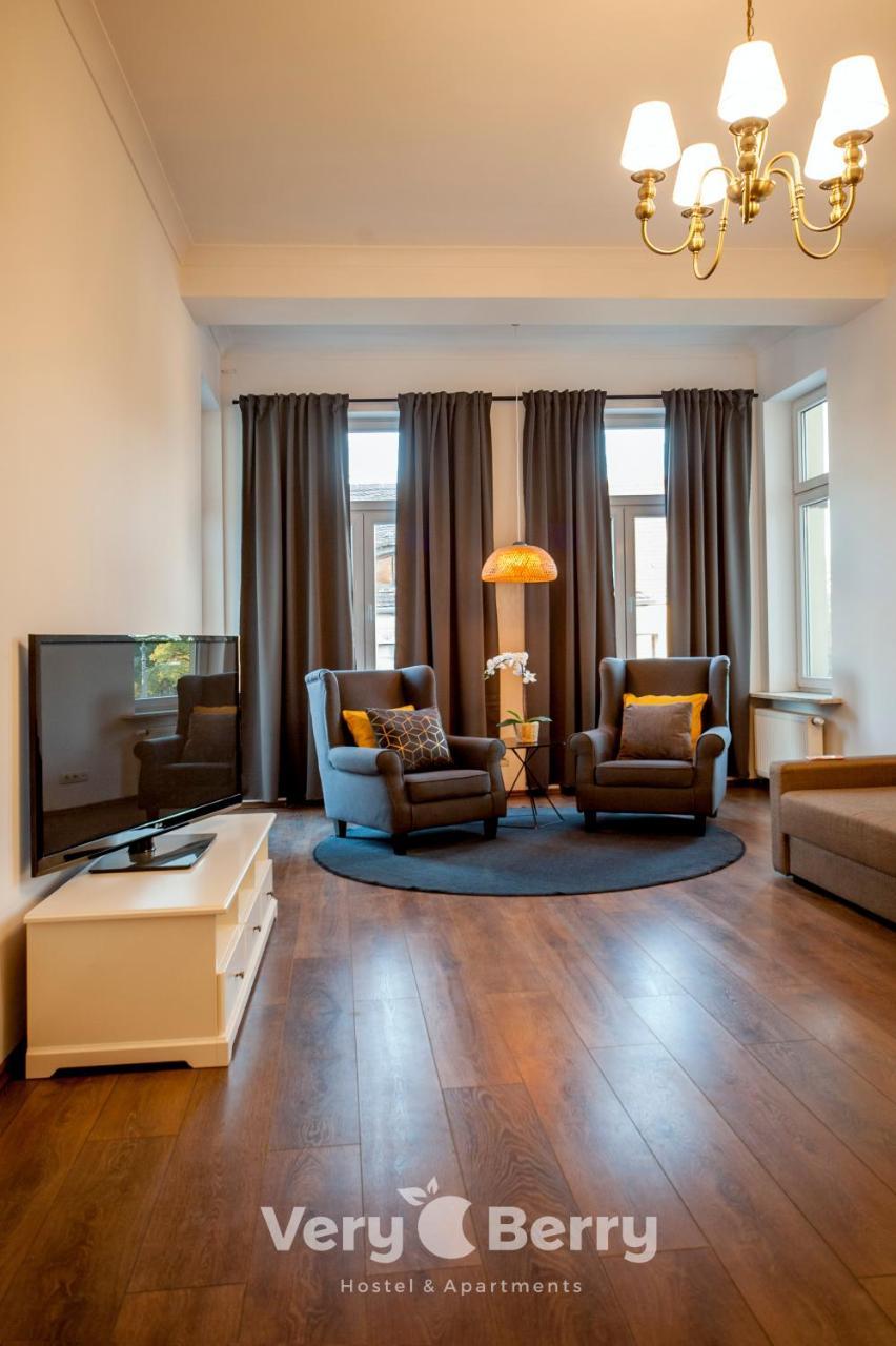 波兹南Very Berry - Garbary 27 - Apartament Z Balkonem, Old City, Check In 24H公寓 外观 照片
